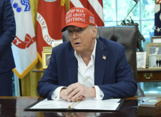 Trump dice que Chicago probablemente será el próximo objetivo de su campaña contra delincuencia Chicago