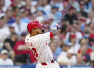 Nola logra 1ra victoria desde el 3 de mayo; Filis vencen a Nacionales con jonrones de Sosa y Turner