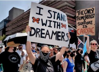 Un llamado a que ni soñadores ni indocumentados sucumban al miedo a la deportación