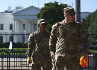 Unidad de Guardia Nacional creada por Trump «debilita la democracia», alerta experto