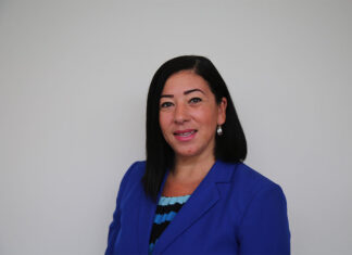 Trabajando juntos: Doctora Evelyn Núñez y su plan educativo en Esperanza Academy