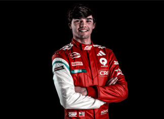 Agencia deportiva puertorriqueña firma al piloto colombiano Juan Pablo Montoya y a su hijo