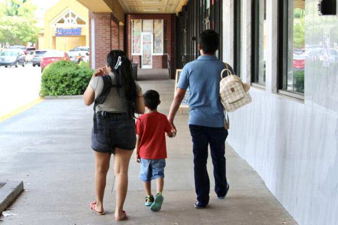 Disminuyen un 14% en agosto los arrestos migratorios en Estados Unidos