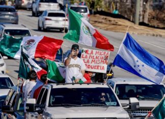 Las redadas migratorias opacan la celebración del Mes de la Herencia Hispana en EE. UU.