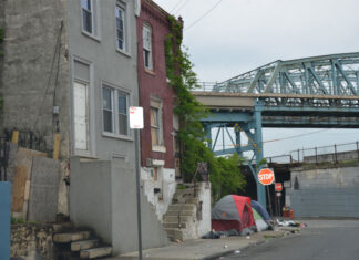 Latinos en Filadelfia: avances contra la pobreza, pero persisten desafíos
