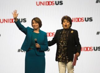 Ocho grupo latinos piden al Congreso protección frente a redadas migratorias en EE. UU.