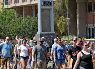 Trump recorta fondos para universidades que sirven a minorías y las declara inconstitucionales