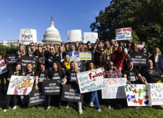 Víctimas de Epstein exigen al Congreso «transparencia» y publicar «todos» los documentos Epstein