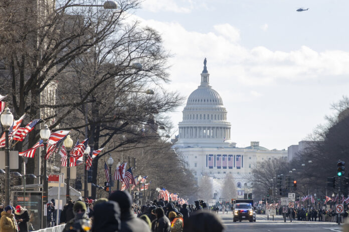 Republicanos fracasan por duodécima vez en intento de acabar cierre de Gobierno en EEUU republicanos
