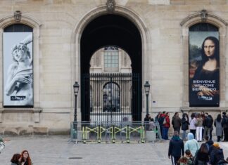 Un robo de joyas de valor incalculable en el Louvre rápido y profesional, pero con fallos Louvre