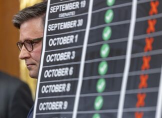 Diez millones de latinos perderían vales de comida SNAP por el cierre de Gobierno en EE. UU. latinos