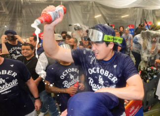 Shohei Ohtani debutará como lanzador en postemporada con Dodgers en la hostil Filadelfia