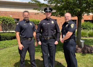 ICE detiene a un policía novato de Illinois acusándolo de ser indocumentado