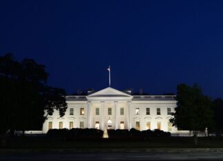 La falta de acuerdo en el Congreso activa un cierre parcial del Gobierno Federal en EE. UU.