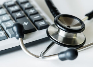 Inscripción de Medicare comienza el 15 de octubre: adultos mayores pueden recibir asesoría gratuita en agencias locales