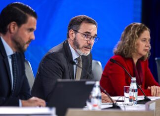 La caída del dólar ha beneficiado a América Latina, según el FMI dólar