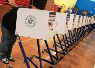 Demócratas dominan las elecciones mientras los problemas económicos cobran factura a republicanos