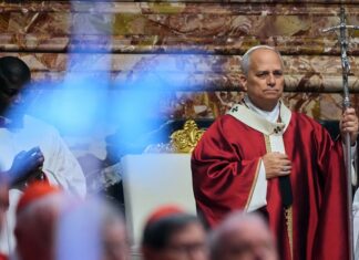 León XIV pide «profunda reflexión» sobre trato a migrantes detenidos en EE. UU. León XIV