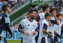 Argentina y Messi desatan la locura en Elche con un entrenamiento ante 20.000 espectadores