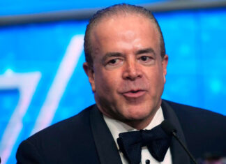 Fiscalía mexicana investiga a dueño de Miss Universo por presunto tráfico de drogas y armas