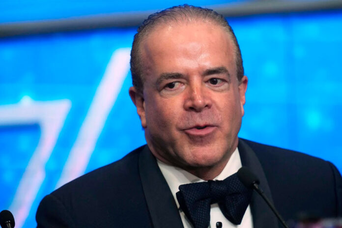 Fiscalía-mexicana-investiga-a-dueño-de-Miss-Universo-por-presunto-tráfico-de-drogas-y-armas