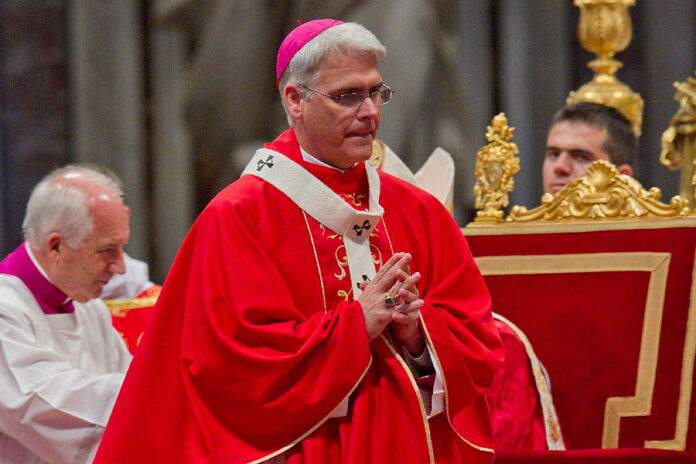 Obispos-estadounidenses-eligen-como-líder-a-Paul-Coakley,-un-defensor-de-los-migrantes