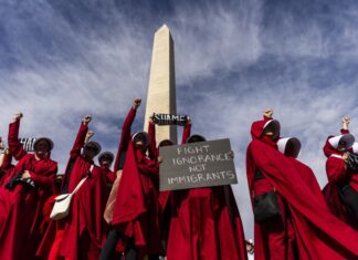 Protestas en Washington al grito de «que se largue Trump» tras las victorias demócratas