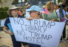 Universidad en Miami votará de nuevo para regalar un terreno a la biblioteca de Trump