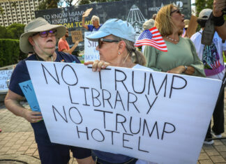 Universidad en Miami votará de nuevo para regalar un terreno a la biblioteca de Trump