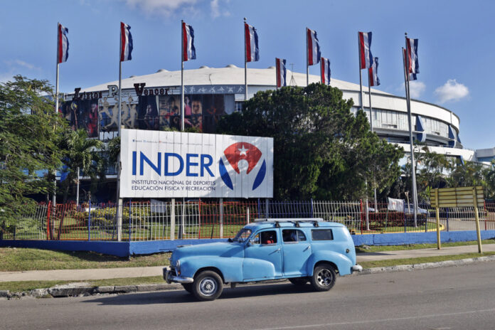 El béisbol cubano rompe el tabú: hasta 590.000 dólares por patrocinios en la liga local béisbol
