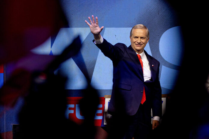 La ultraderecha se come a la derecha tradicional y Kast se perfila como líder del sector