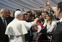 El papa León XIV pide a su llegada a Líbano «anteponer la paz a todo lo demás» León XIV