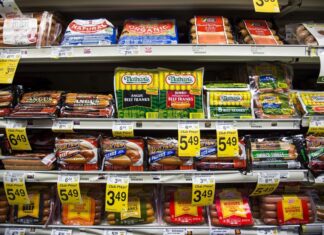 Consumo de ultraprocesados explicaría aumento de cáncer de colon en jóvenes, según estudio cáncer