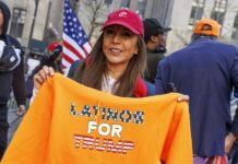 Uno de cada tres latinos que votó por Trump se arrepiente de su decisión, según encuesta latinos