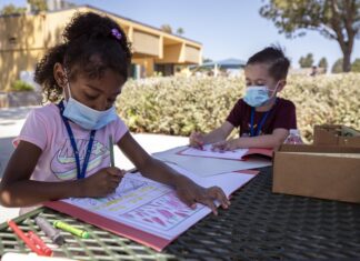 El 70 % de las escuelas públicas de EE. UU. reporta impactos por política migratoria de Trump