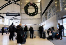 Extranjeros que viajen a EE. UU. sin visa podrían enfrentar revisión de redes sociales