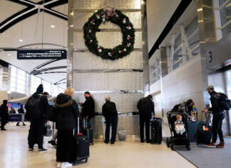 Extranjeros que viajen a EE. UU. sin visa podrían enfrentar revisión de redes sociales