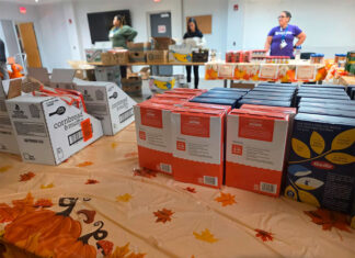 Congreso supports families through its Mercado in Philadelphia Congreso