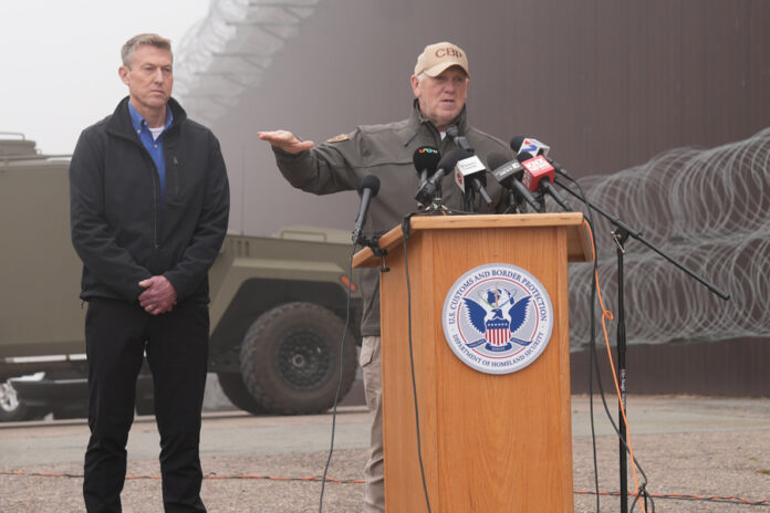 EE. UU. pide a los inmigrantes que están ilegalmente en el país que se "vayan a casa" inmigrantes