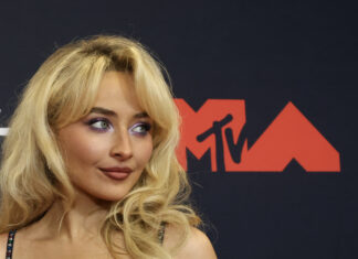 Sabrina Carpenter carga contra la Casa Blanca por usar su música en vídeo de deportaciones Sabrina Carpenter