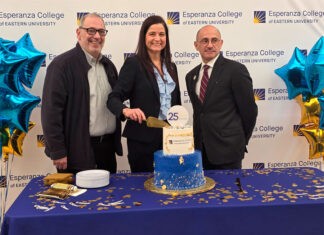 Esperanza College celebra 25 años de educación transformadora para la comunidad hispana