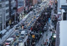 Miles recorren las calles de Nueva York en día de apoyo nacional a Mineápolis Mineápolis