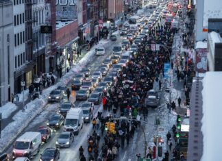 Miles recorren las calles de Nueva York en día de apoyo nacional a Mineápolis Mineápolis