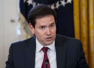 Congresistas demócratas alertan a Marco Rubio del «desastre» que traería bombardear México Congresistas