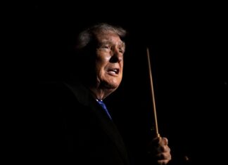 Trump decreta una «emergencia» para proteger en EE. UU. las ventas del petróleo de Venezuela petróleo