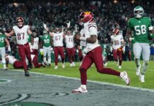 El plan B de Eagles fracasa con derrota 24-17 ante Commanders y pierden opción al No. 2 de la NFC Eagles