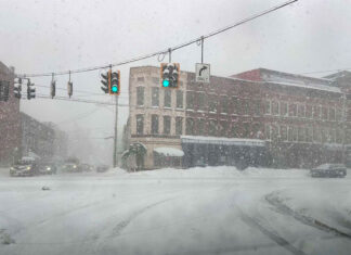 Enorme tormenta invernal amenaza con nieve, aguanieve y hielo desde Texas hasta Boston