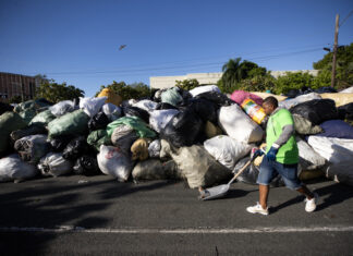 Entregan más de 4 millones de botellas de plástico a cambio de juguetes en R. Dominicana