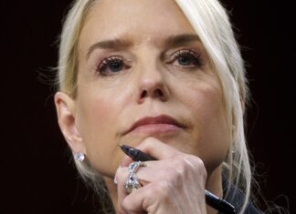 Fiscales advierten a Bondi que reclamos a Minesota amenazan el equilibrio constitucional