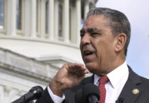 El Caucus Hispano advierte que el plan de Trump sobre Venezuela perjudicará a EE. UU. Caucus